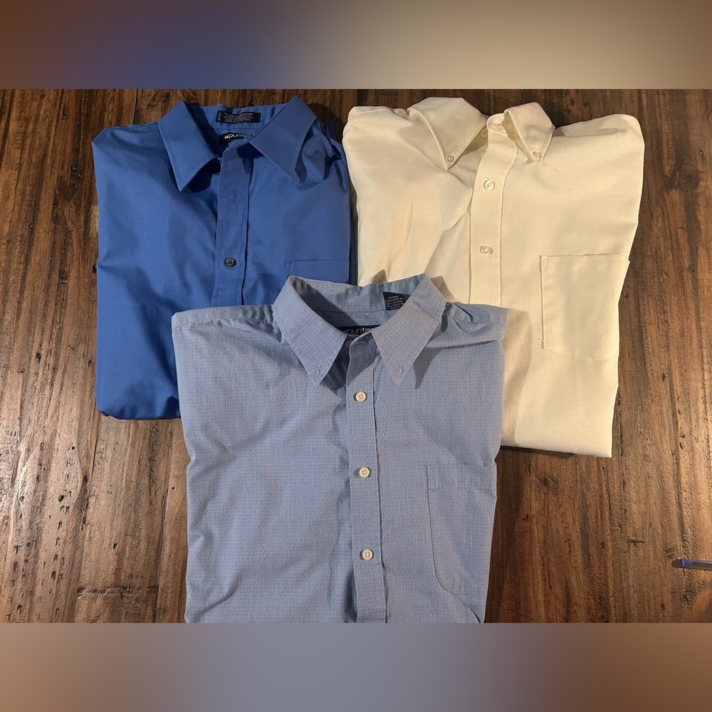 Three Puritan Men’s XL Short Sleeve Button Down Shirts